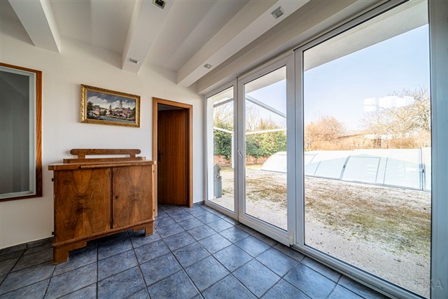 přímý výstup k bazénu [27/56]